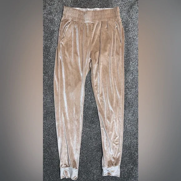 Velvet Tracksuit - Picture 3 of 3